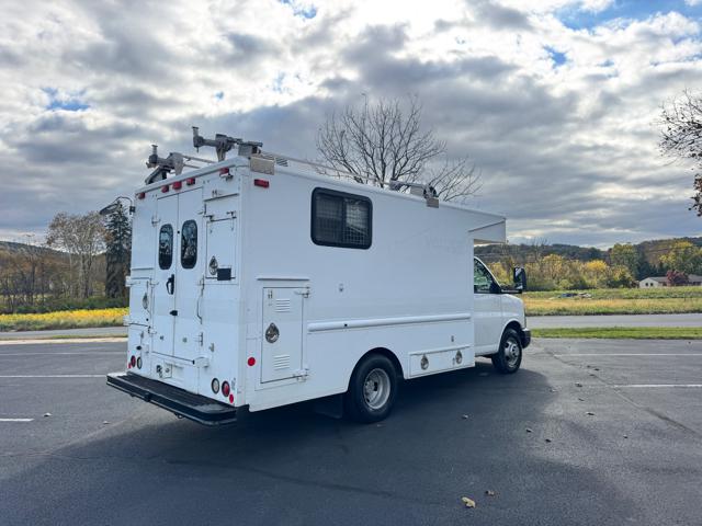 2009 Chevrolet G30 Hi-Cube 