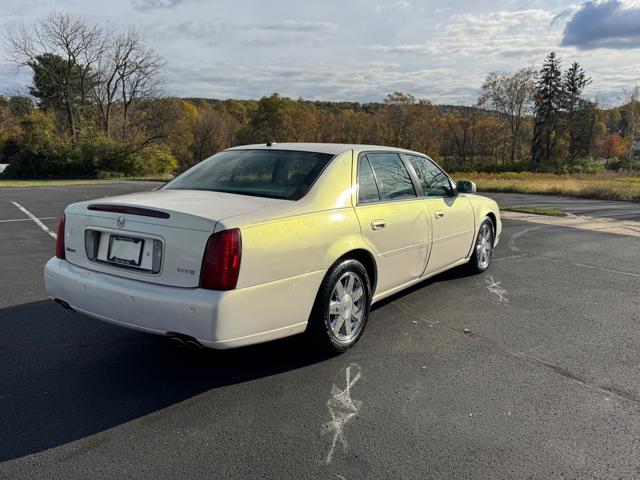 2005 Cadillac Deville DTS