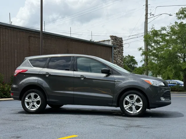 2015 Ford Escape SE - Photo 12