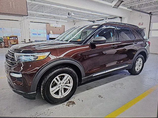 2020 Ford Explorer XLT 4WD's photo