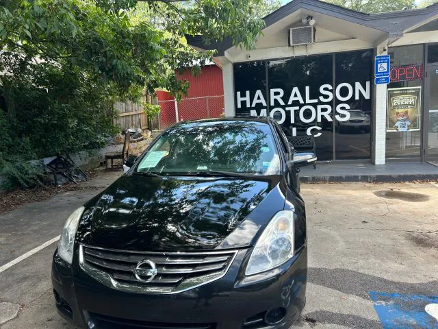 2011 Nissan Altima's photo