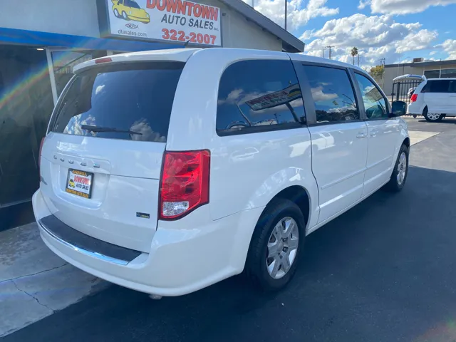 2012 Dodge Grand Caravan SE - Photo 2