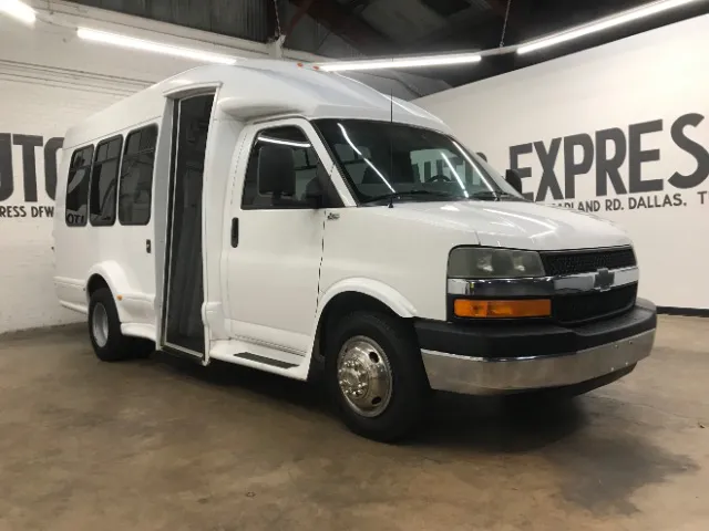 2004 Chevrolet Express Cargo Base