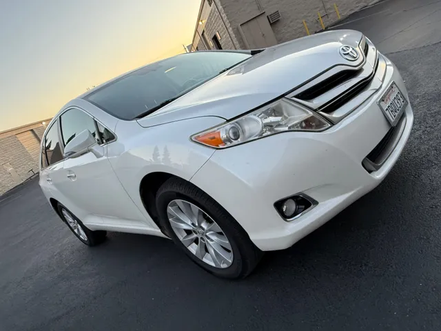 2013 Toyota Venza's photo