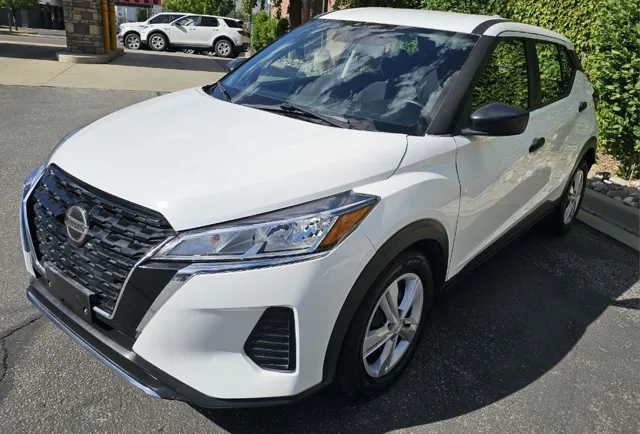 2021 Nissan Kicks 1.6 S's photo