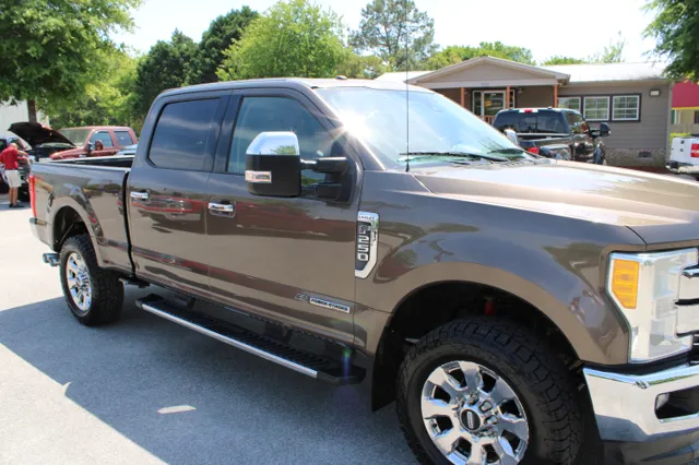 2017 Ford F-250 Super Duty Lariat - Photo 10