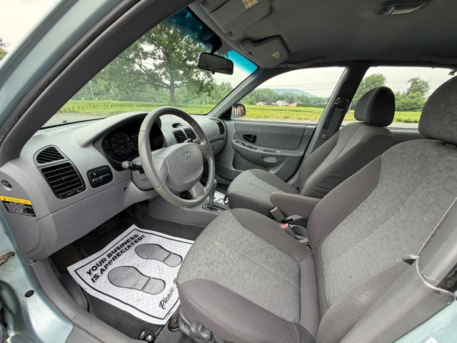 2005 Hyundai Accent GLS 4-Door