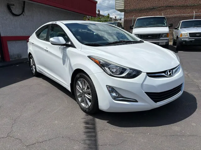 2015 Hyundai Elantra's photo