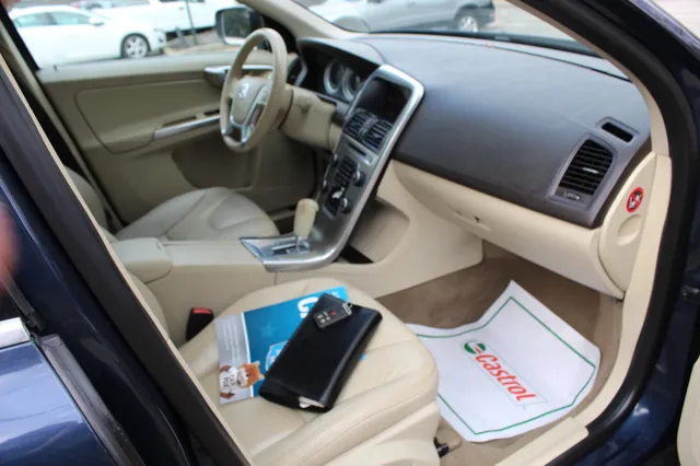 2012 Volvo XC60 3.2 - Photo 23