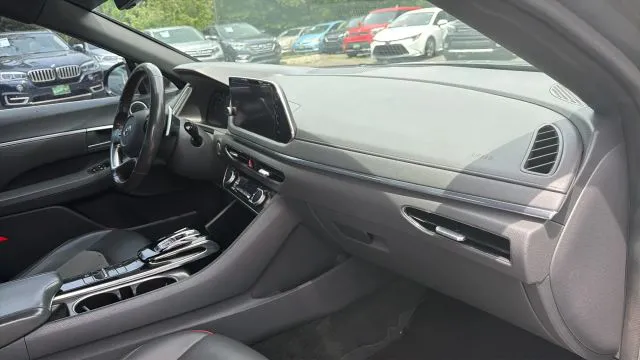 2021 Hyundai Sonata SEL Plus - Photo 20