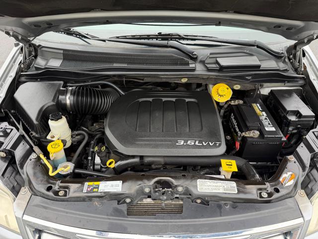 2014 Chrysler Town & Country Touring