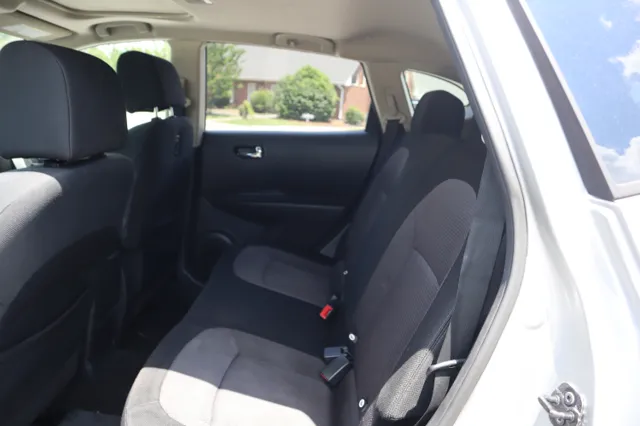 2012 Nissan Rogue SV - Photo 21