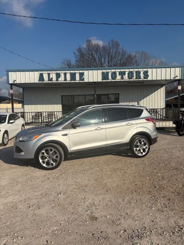 2016 Ford Escape Titanium's photo
