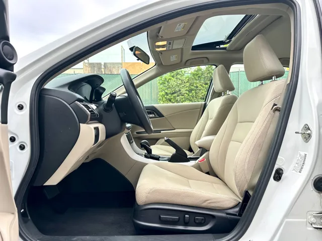 2017 Honda Accord EX - Photo 27