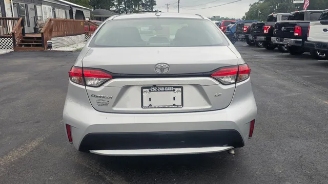 2022 Toyota Corolla LE - Photo 6