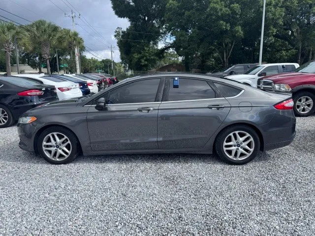 2016 Ford Fusion SE FWD's photo