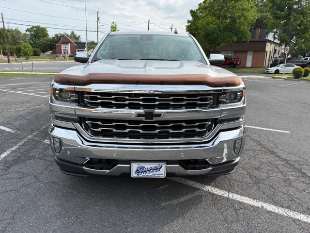 2017 Chevrolet Silverado 1500 LTZ - Photo 3