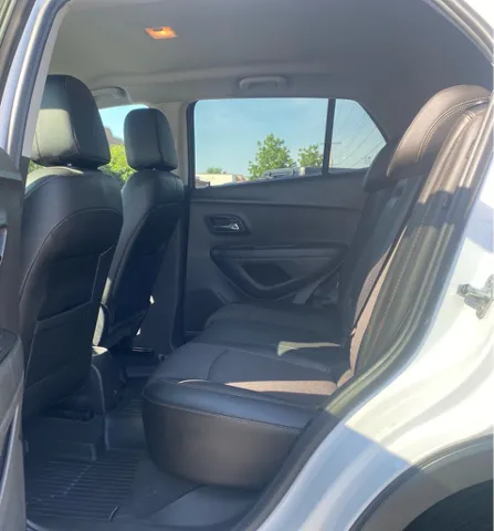 2019 Chevrolet Trax LT photo 4