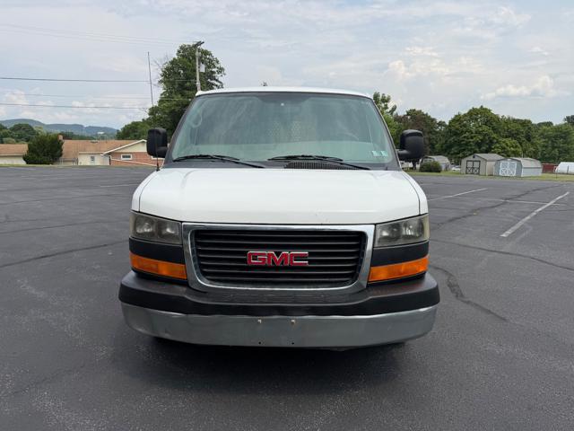 2011 GMC Savana