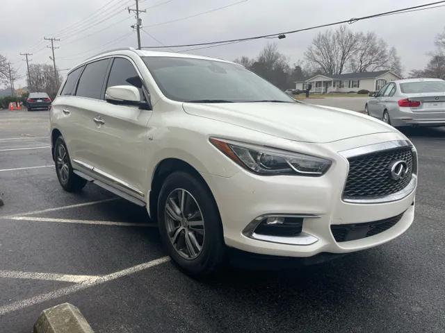 2020 Infiniti QX60 Luxe photo 4