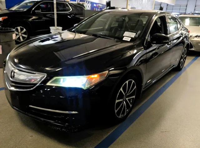 2015 Acura TLX Base's photo