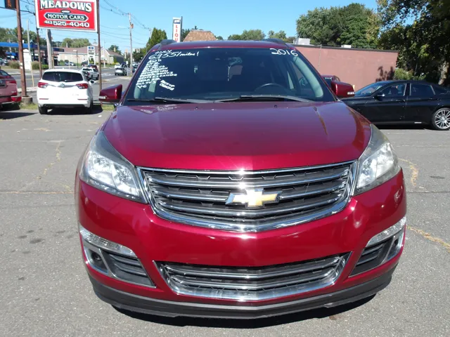 2016 Chevrolet Traverse LTZ photo 5