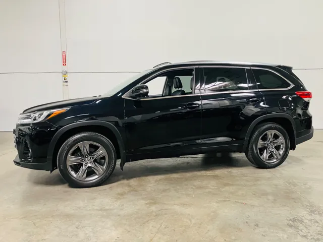 2018 Toyota Highlander Limited photo 3