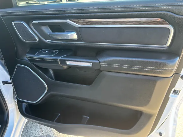 2020 RAM Ram 1500 Pickup Laramie - Photo 29