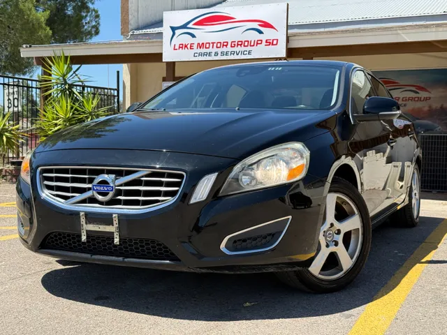 2012 Volvo S60 T5 FWD Auto's photo