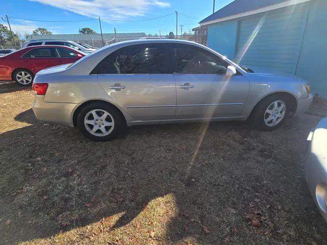 2006 Hyundai Sonata LX's photo