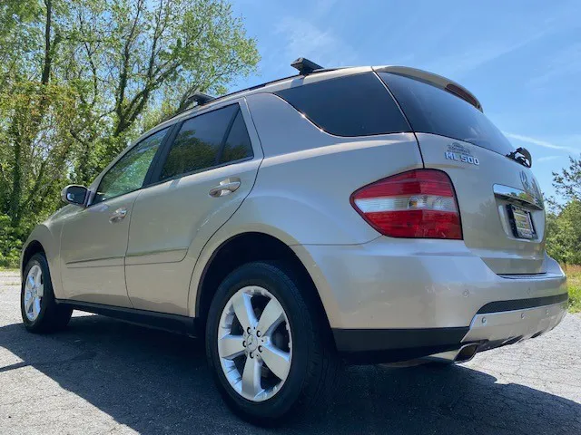 2007 Mercedes Benz ML 500 4MATIC photo 14