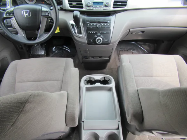 2013 Honda Odyssey LX - Photo 21