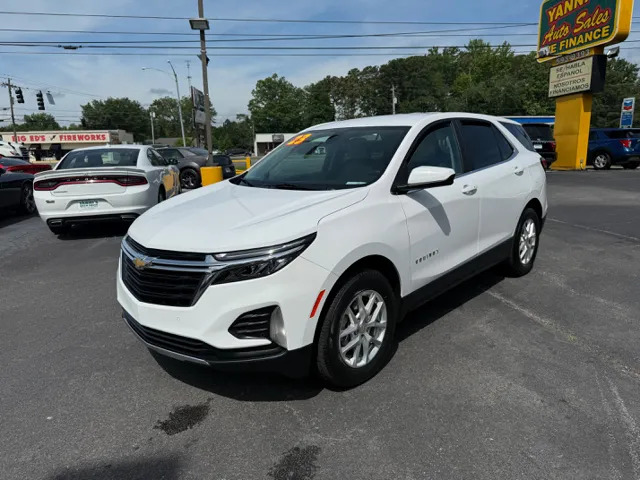 2023 Chevrolet Equinox LT's photo