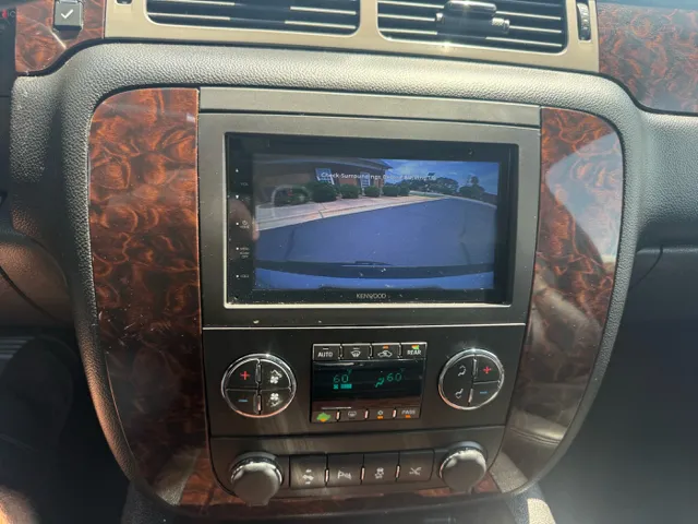 2014 GMC Yukon XL Denali - Photo 10