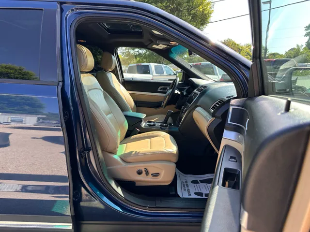 2016 Ford Explorer XLT - Photo 37