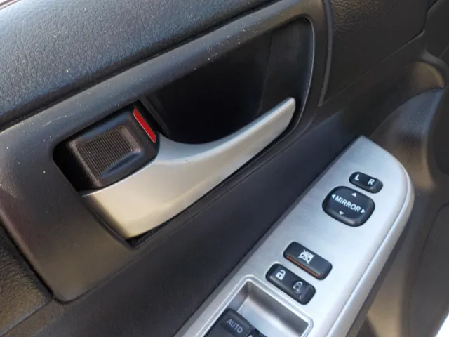 2012 Toyota Camry SE photo 14
