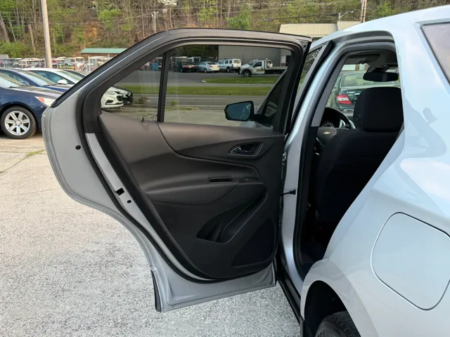 2022 Chevrolet Equinox 2FL - Photo 11