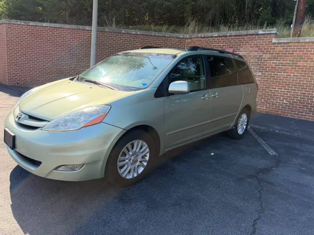 2010 Toyota Sienna