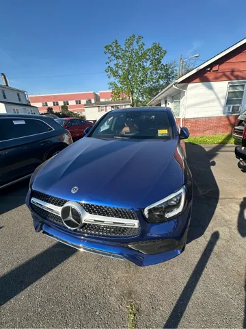 2021 Mercedes-Benz GLC GLC300 4MATIC's photo