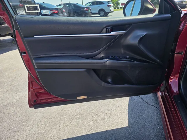 2018 Toyota Camry XSE - Photo 15