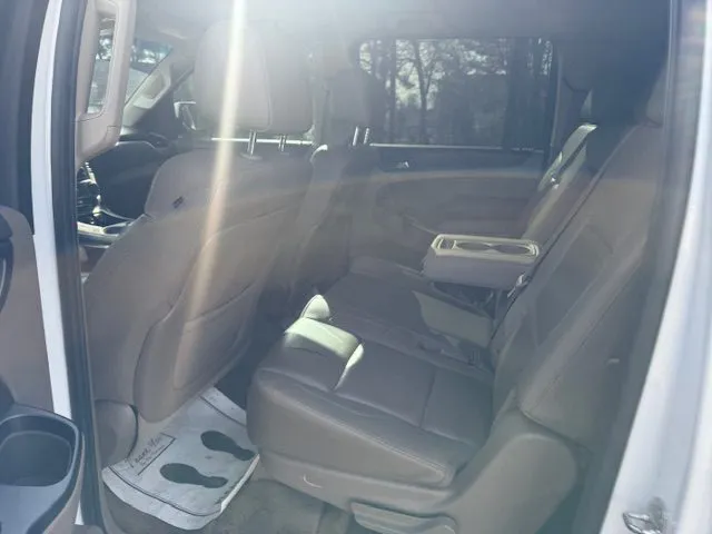2015 Chevrolet Suburban LT - Photo 8