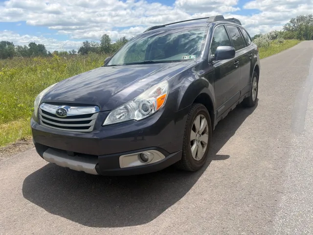 2012 Subaru Outback 2.5i Limited CVT PZEV's photo