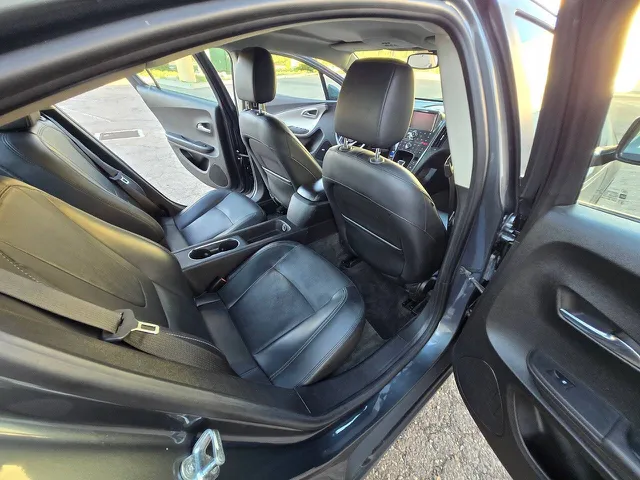 2011 Chevrolet Volt Base - Photo 30