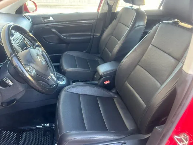2012 Volkswagen Jetta SportWagen TDI - Photo 12