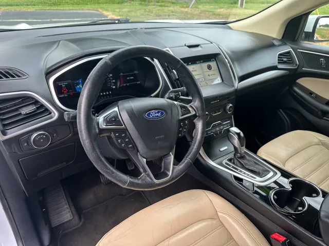 2018 Ford Edge SEL - Photo 9