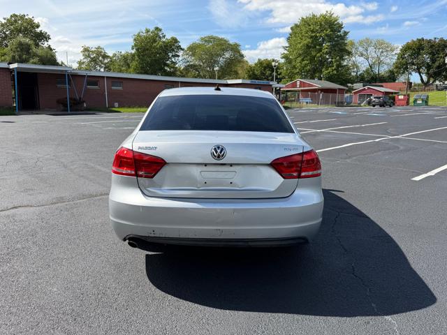2014 Volkswagen Passat 2.0L TDI SE