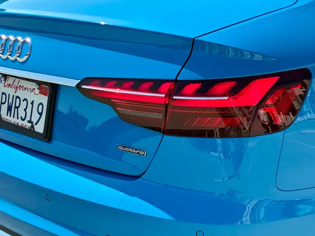2022 Audi A4 Premium Plus - Photo 11