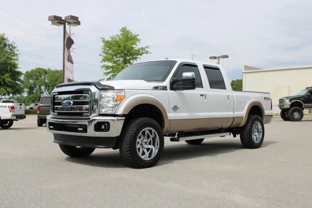 2011 Ford F-350's photo