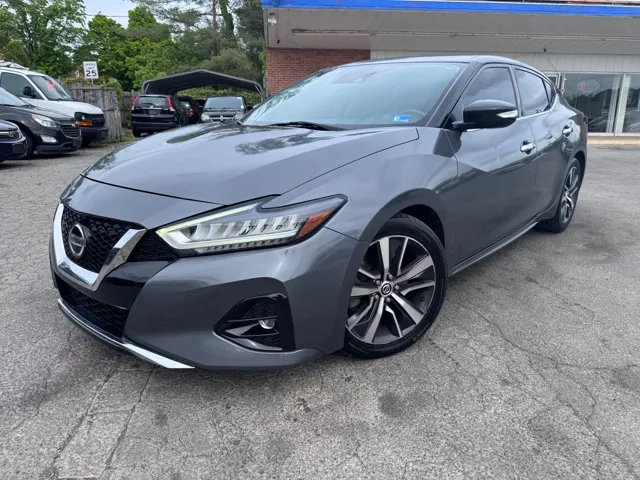 2020 Nissan Maxima SV's photo