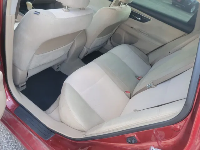 2013 Nissan Altima Sedan S - Photo 11
